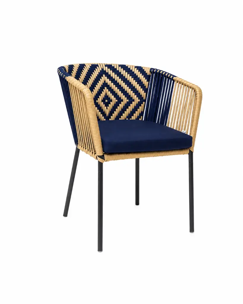 Huasteca silla metal negro cuerda beige y azul con cojín // Exterior techado